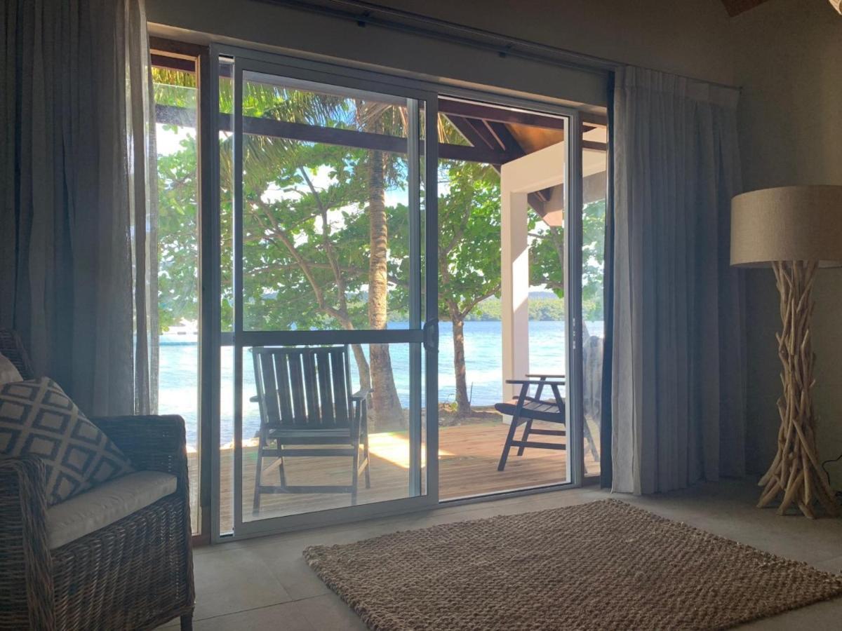 Tongan Beach Resort Utungake Kültér fotó