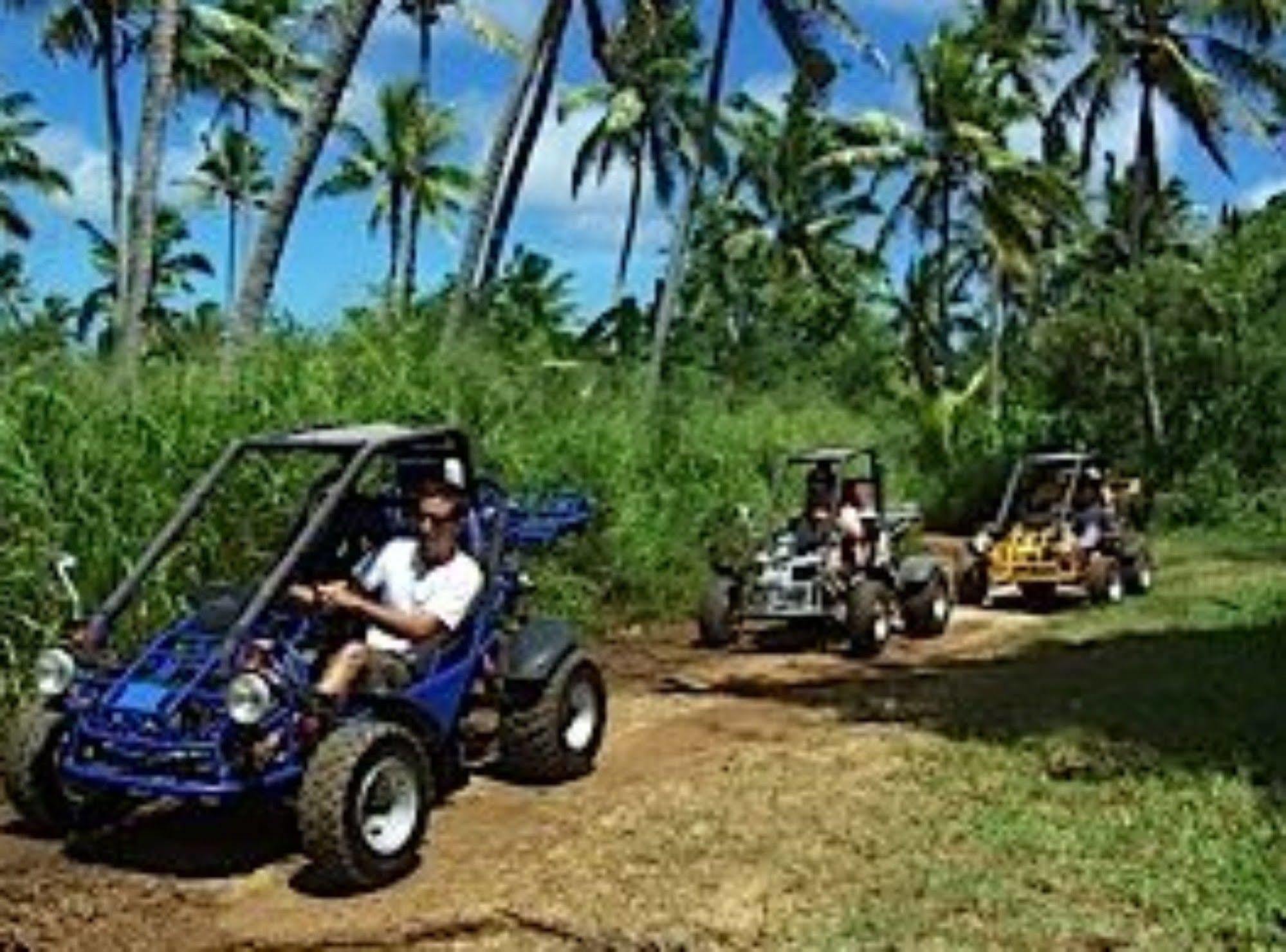 Tongan Beach Resort Utungake Kültér fotó